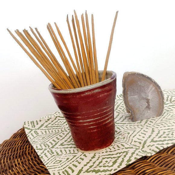 Iconic Red Solo Cup Rustic Style Ceramic Handmade Studio Pottery Cup - Picture 1 of 3